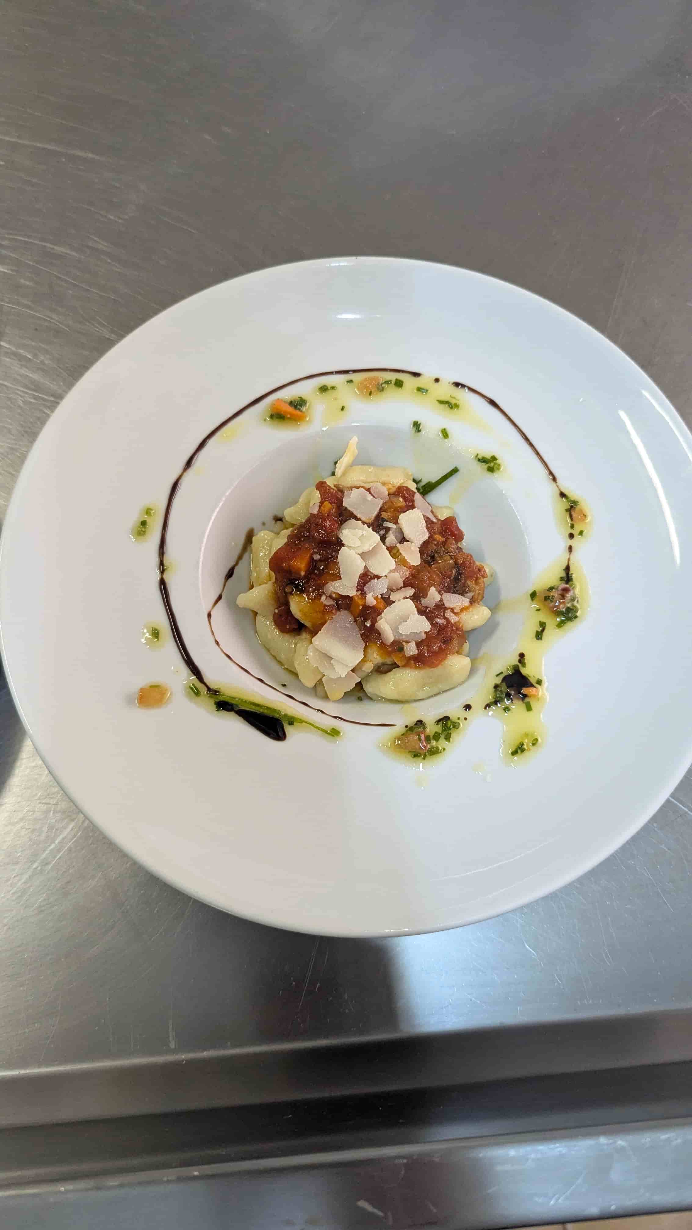 Gnocchi maison, sauce tomate confite